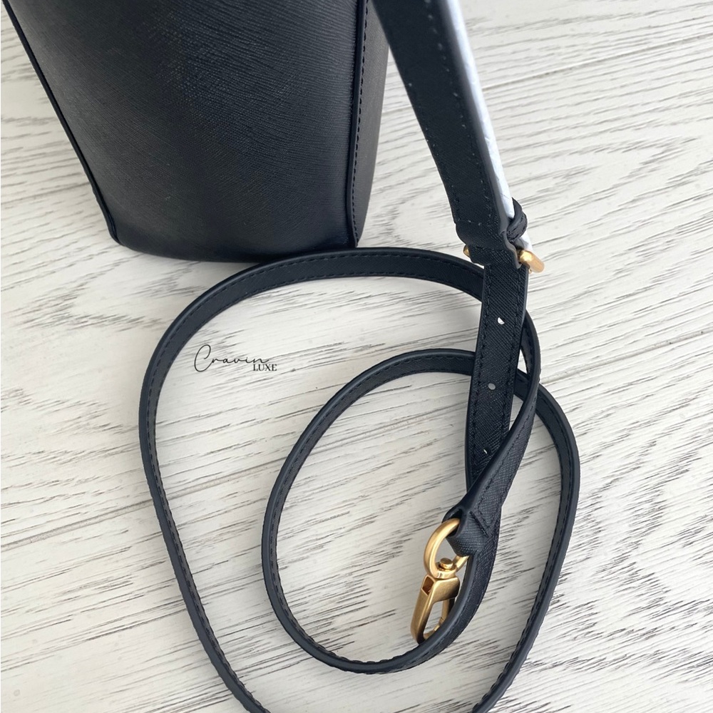 ❌❌SOLD❌❌New Tory Burch Emerson Tote Black - Picture 7 of 11